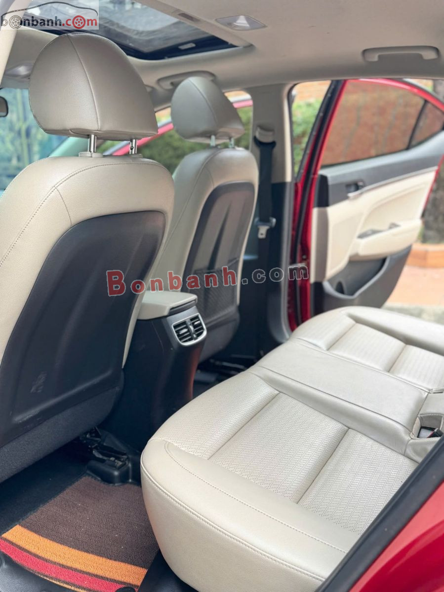Bán ô tô Hyundai Elantra 2.0 AT - 2020 - xe cũ