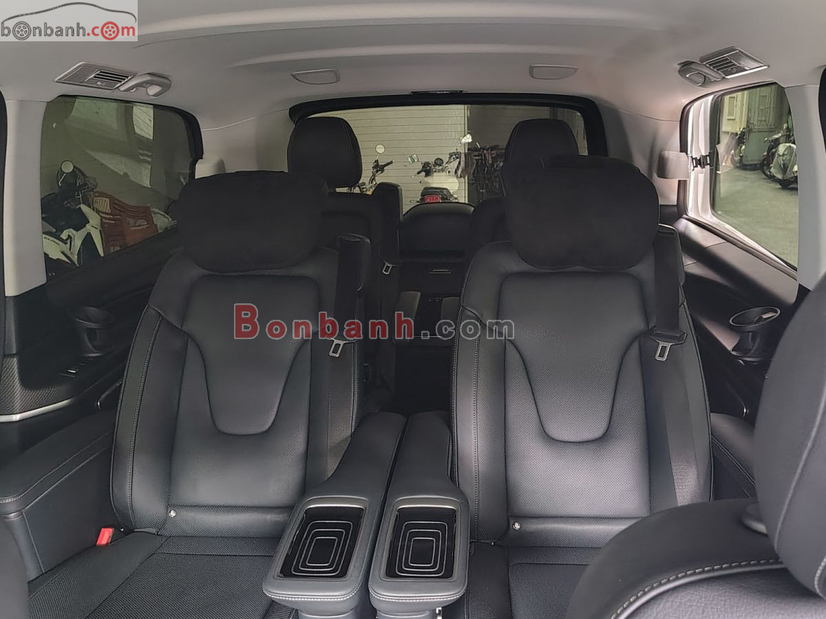 Bán ô tô Mercedes Benz V class V250 AMG - 2021 - xe cũ