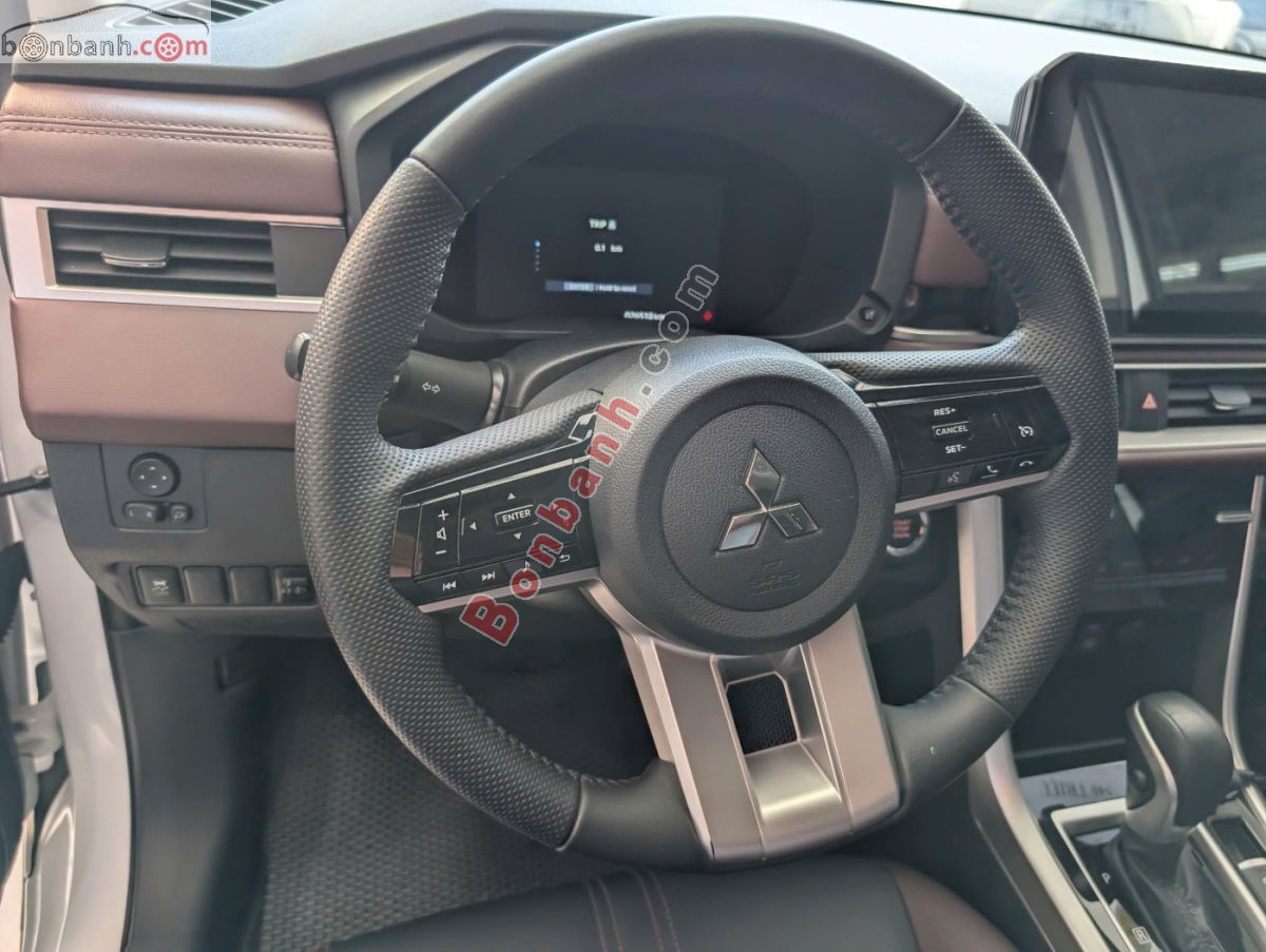 Bán ô tô Mitsubishi Xpander Cross 1.5 AT - 2025 - xe cũ