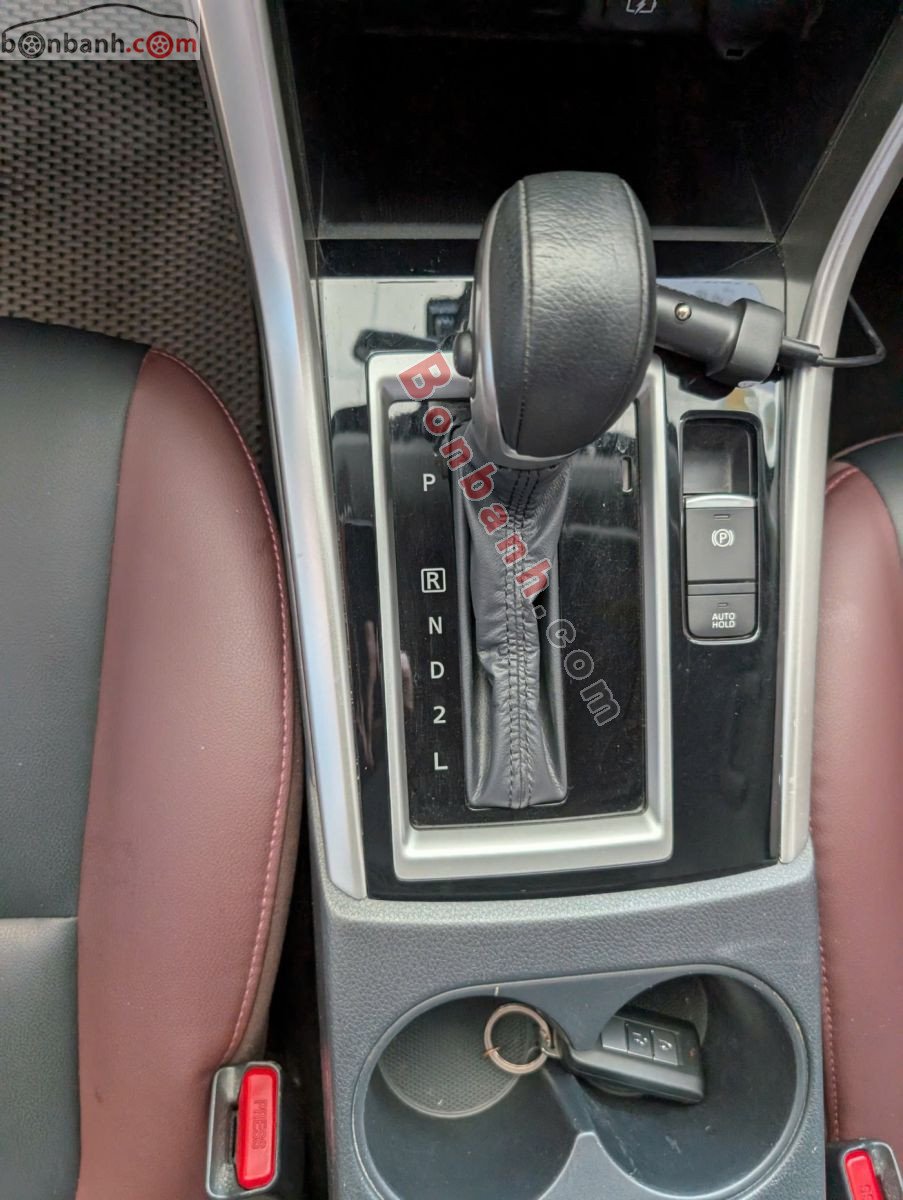 Bán ô tô Mitsubishi Xpander Cross 1.5 AT - 2025 - xe cũ