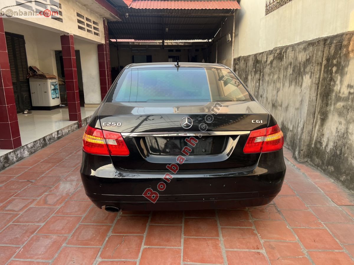 Bán ô tô Mercedes Benz E class E250 - 2010 - xe cũ