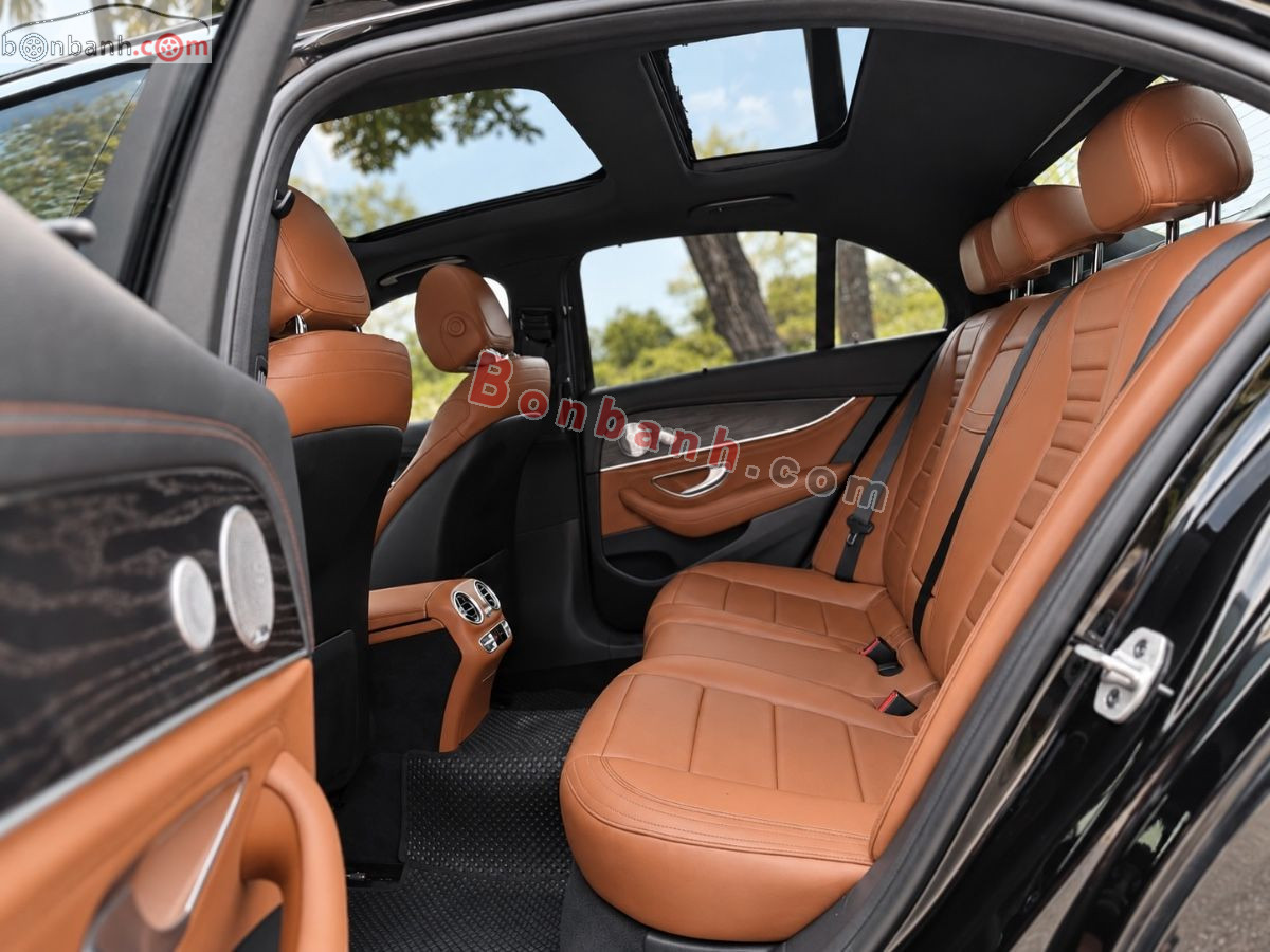 Bán ô tô Mercedes Benz E class E300 AMG - 2021 - xe cũ