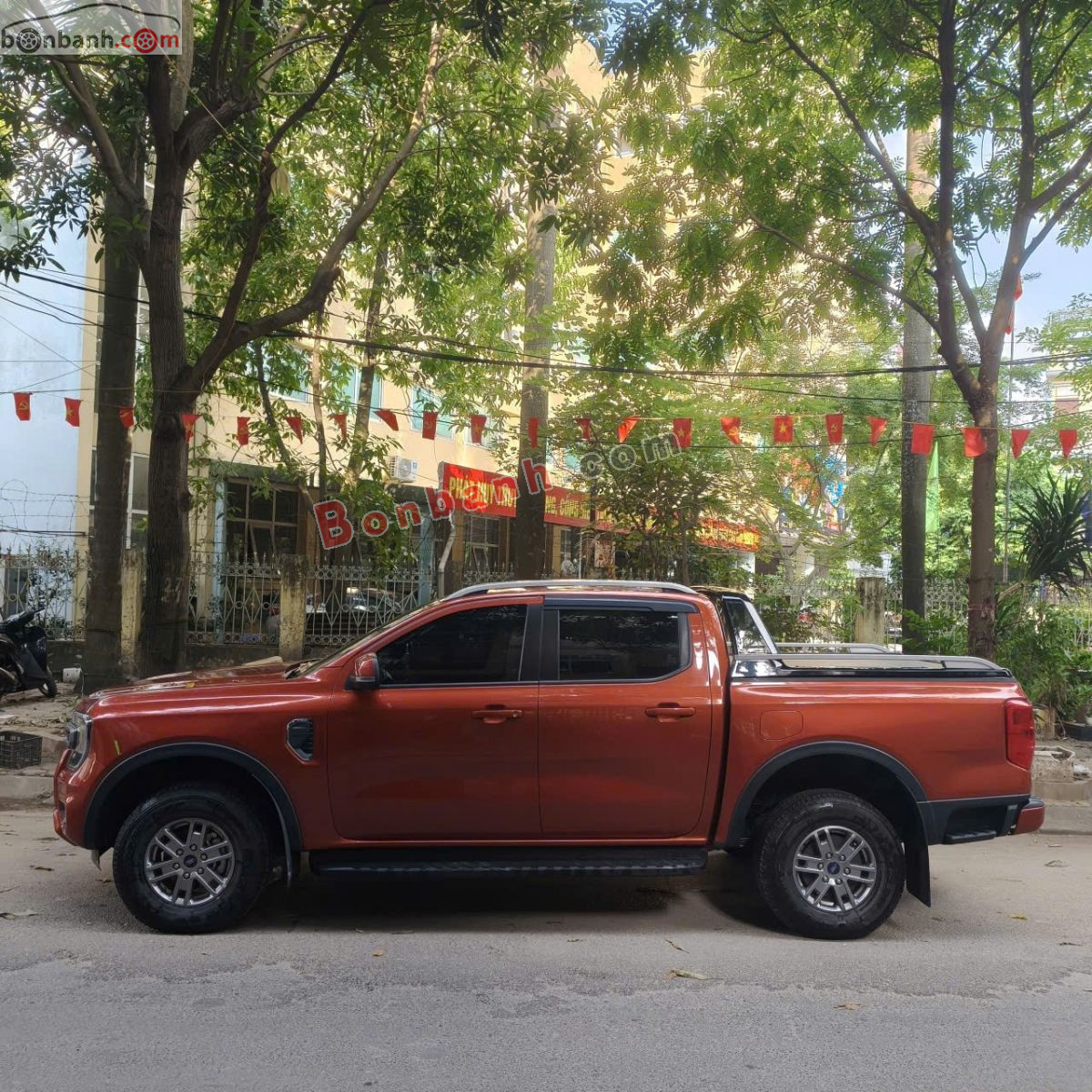 Bán ô tô Ford Ranger XLS 2.0L 4x2 AT - 2024 - xe cũ