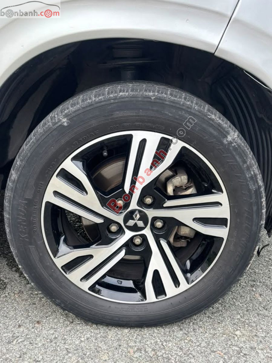 Bán ô tô Mitsubishi Xpander 1.5 AT - 2021 - xe cũ