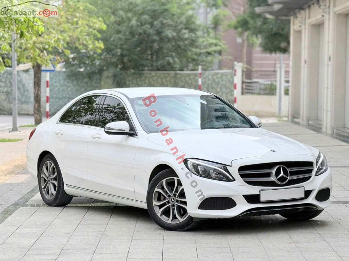 Bán ô tô Mercedes Benz C class C200 - 2018 - xe cũ