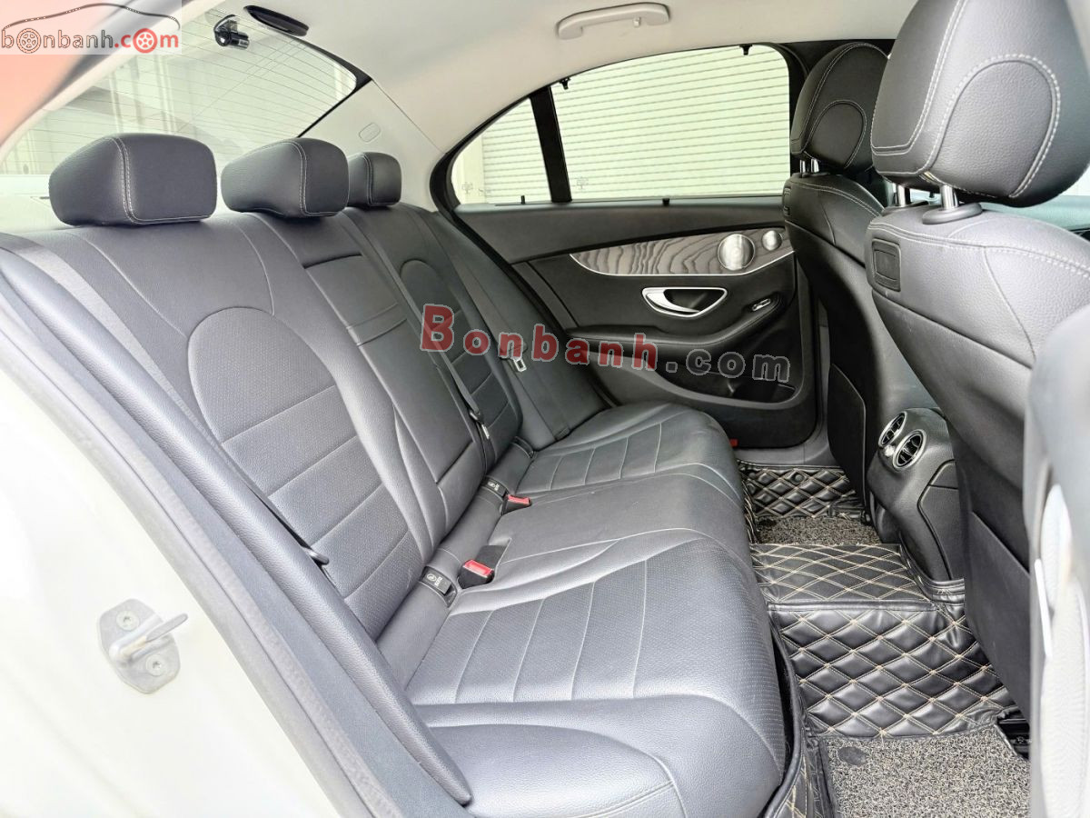 Bán ô tô Mercedes Benz C class C200 - 2018 - xe cũ