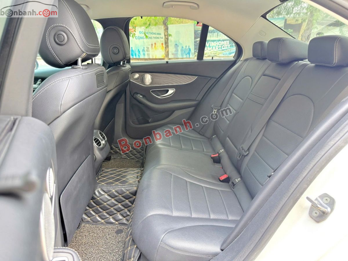 Bán ô tô Mercedes Benz C class C200 - 2018 - xe cũ