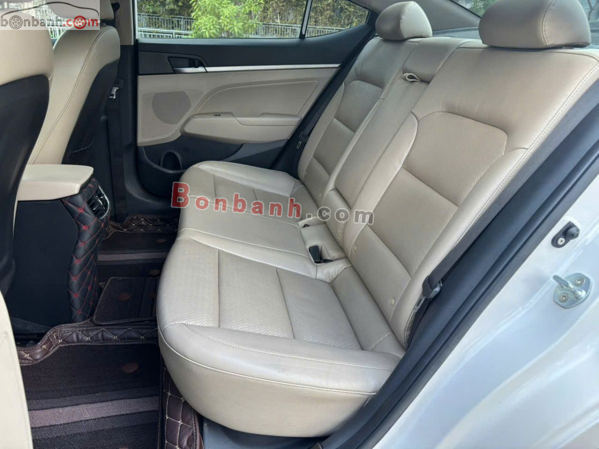 Bán ô tô Hyundai Elantra 1.6 AT - 2019 - xe cũ
