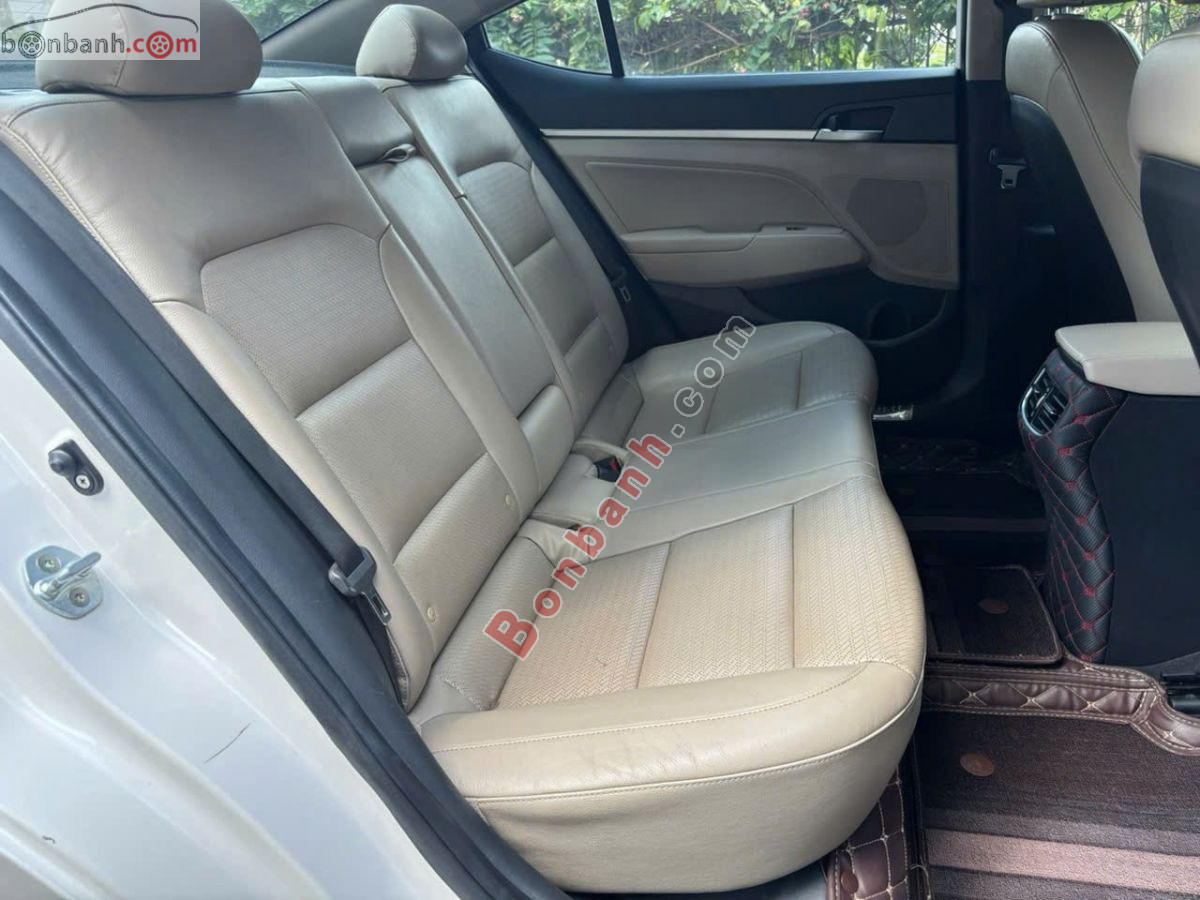Bán ô tô Hyundai Elantra 1.6 AT - 2019 - xe cũ