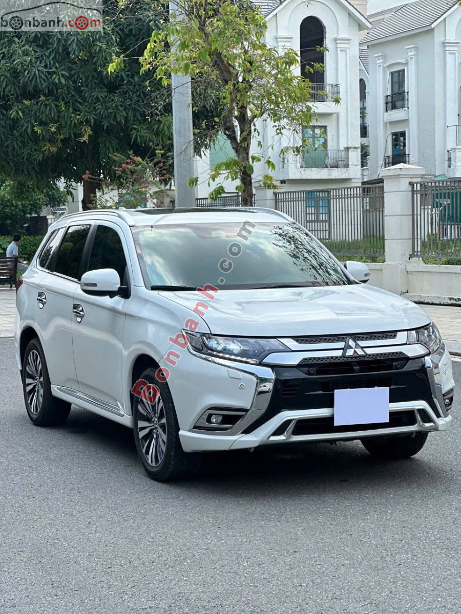 Bán ô tô Mitsubishi Outlander Premium 2.0 CVT - 2022 - xe cũ