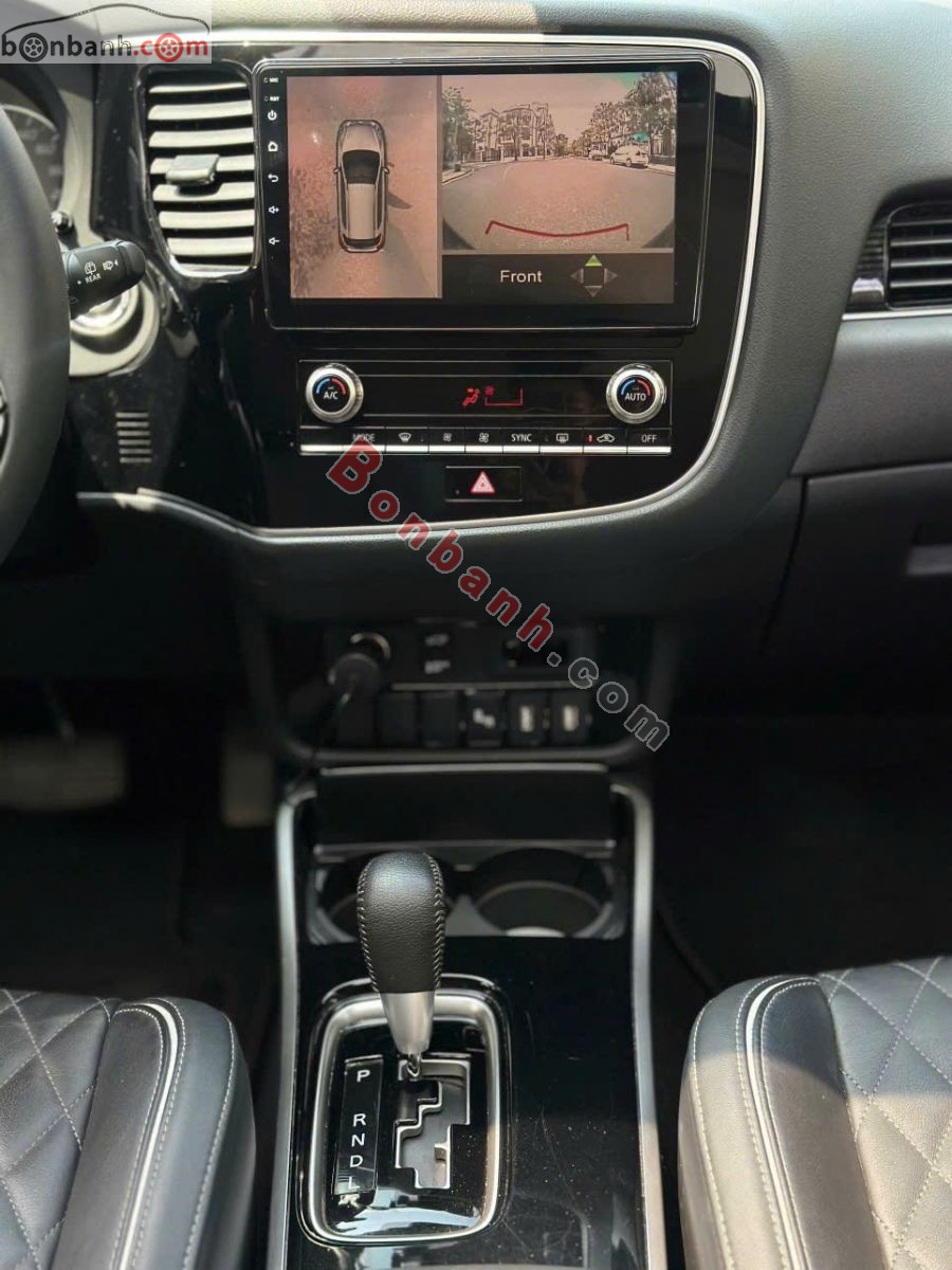 Bán ô tô Mitsubishi Outlander Premium 2.0 CVT - 2022 - xe cũ