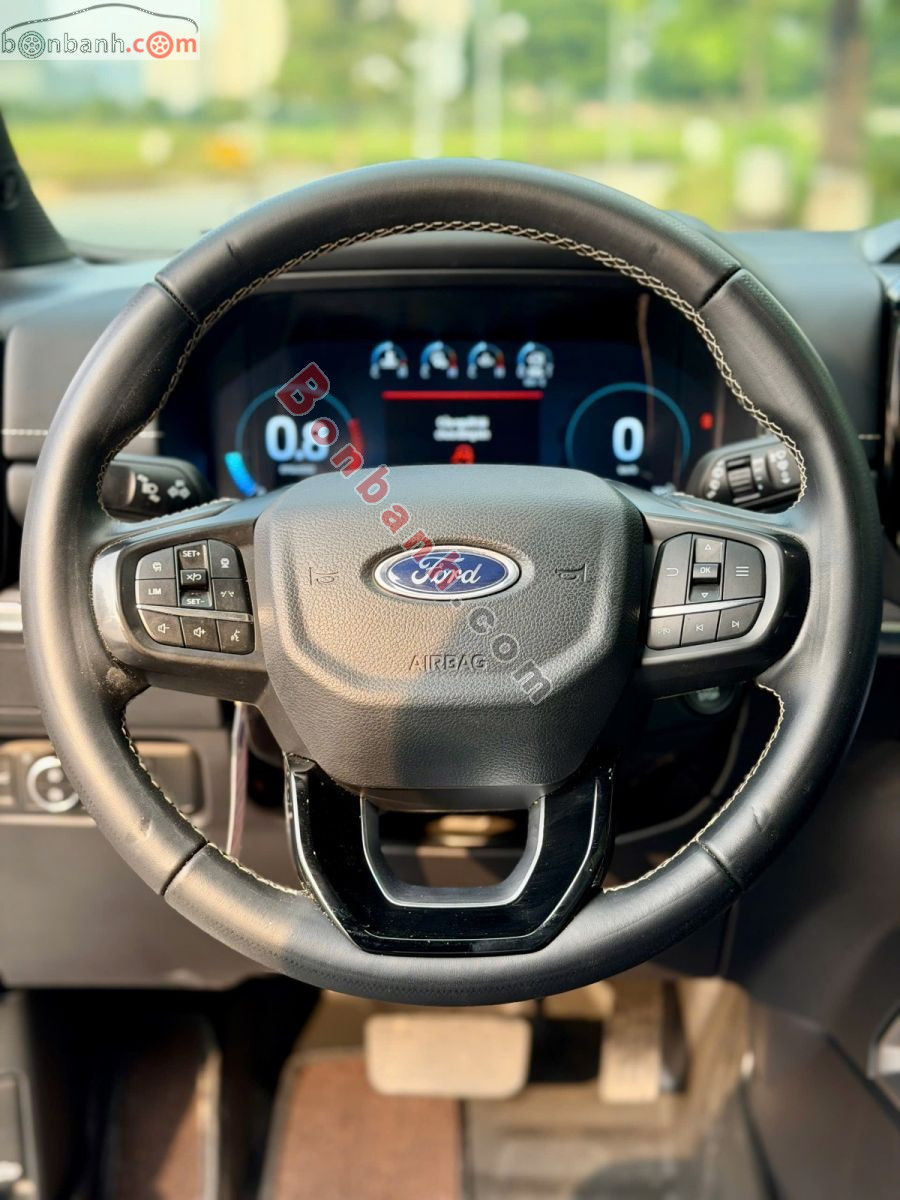 Bán ô tô Ford Everest Platinum 2.0L 4x4 AT - 2025 - xe cũ