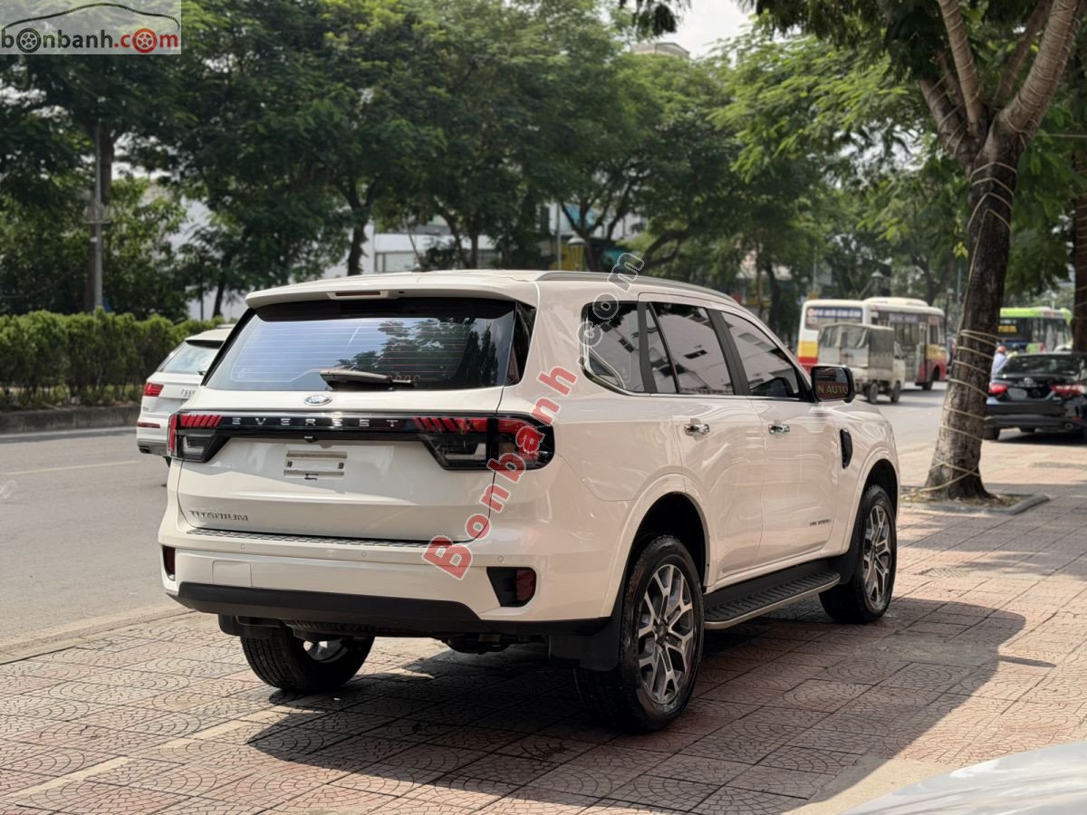 Bán ô tô Ford Everest Titanium Plus 2.0L 4x4 AT - 2024 - xe cũ