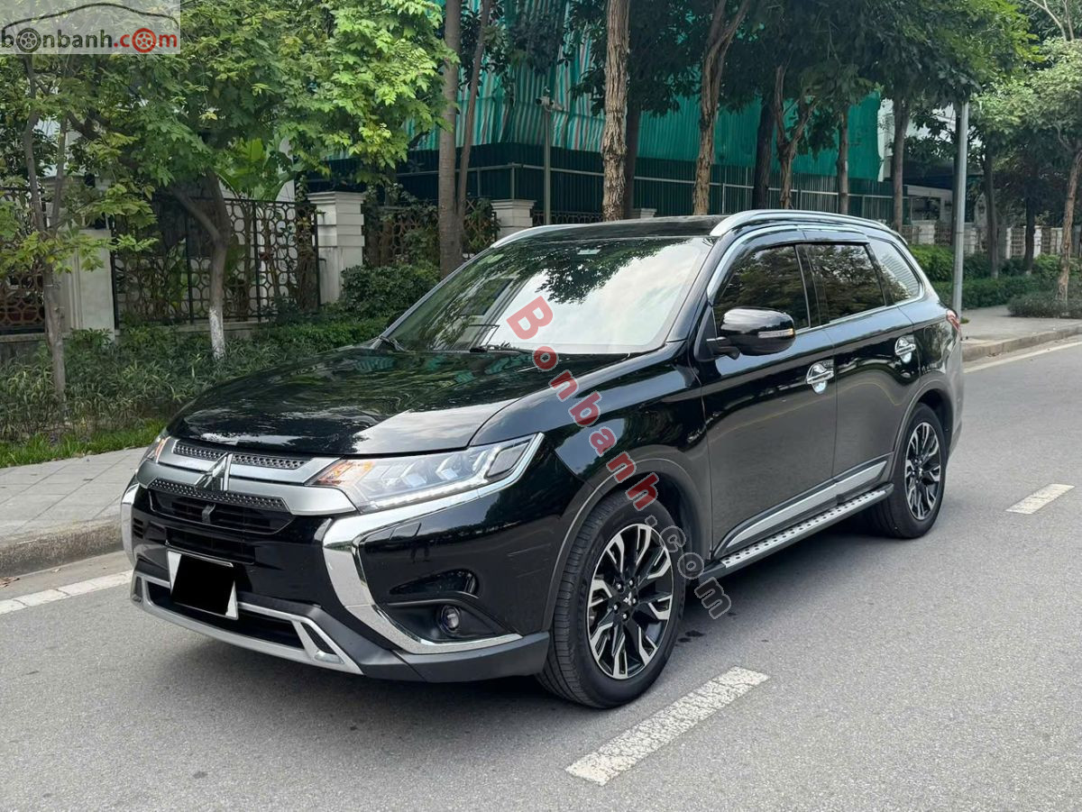 Bán ô tô Mitsubishi Outlander Premium 2.0 CVT - 2021 - xe cũ