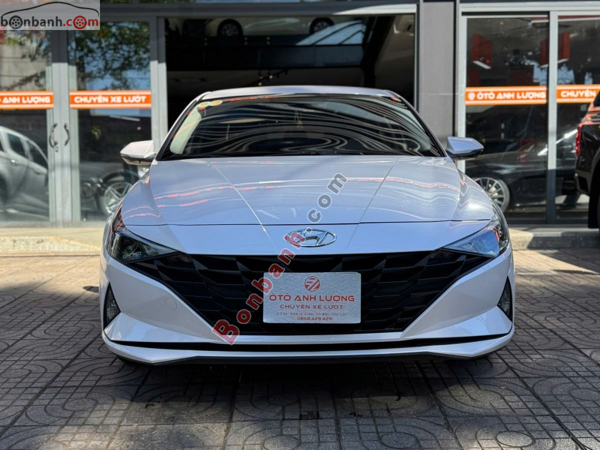 Bán ô tô Hyundai Elantra 1.6 AT Tiêu chuẩn - 2022 - xe cũ
