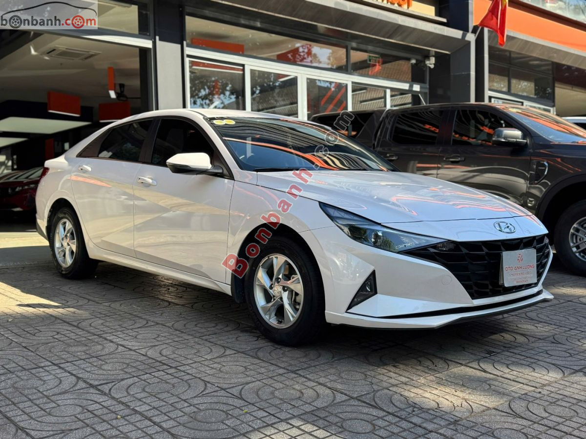 Bán ô tô Hyundai Elantra 1.6 AT Tiêu chuẩn - 2022 - xe cũ