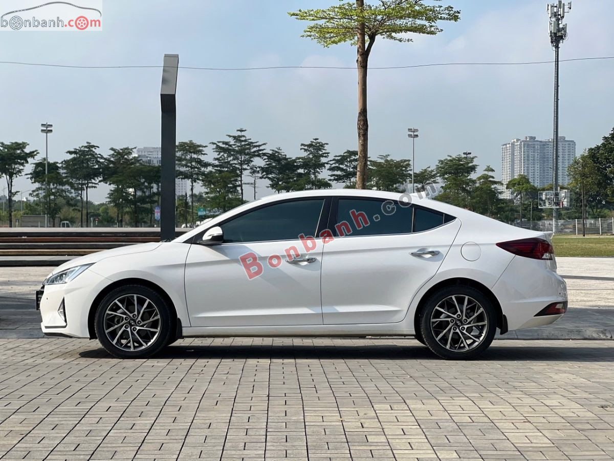 Bán ô tô Hyundai Elantra 2.0 AT - 2021 - xe cũ