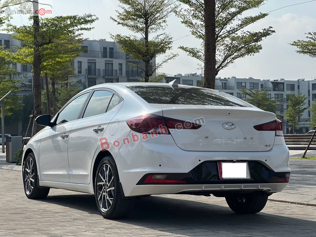 Bán ô tô Hyundai Elantra 2.0 AT - 2021 - xe cũ