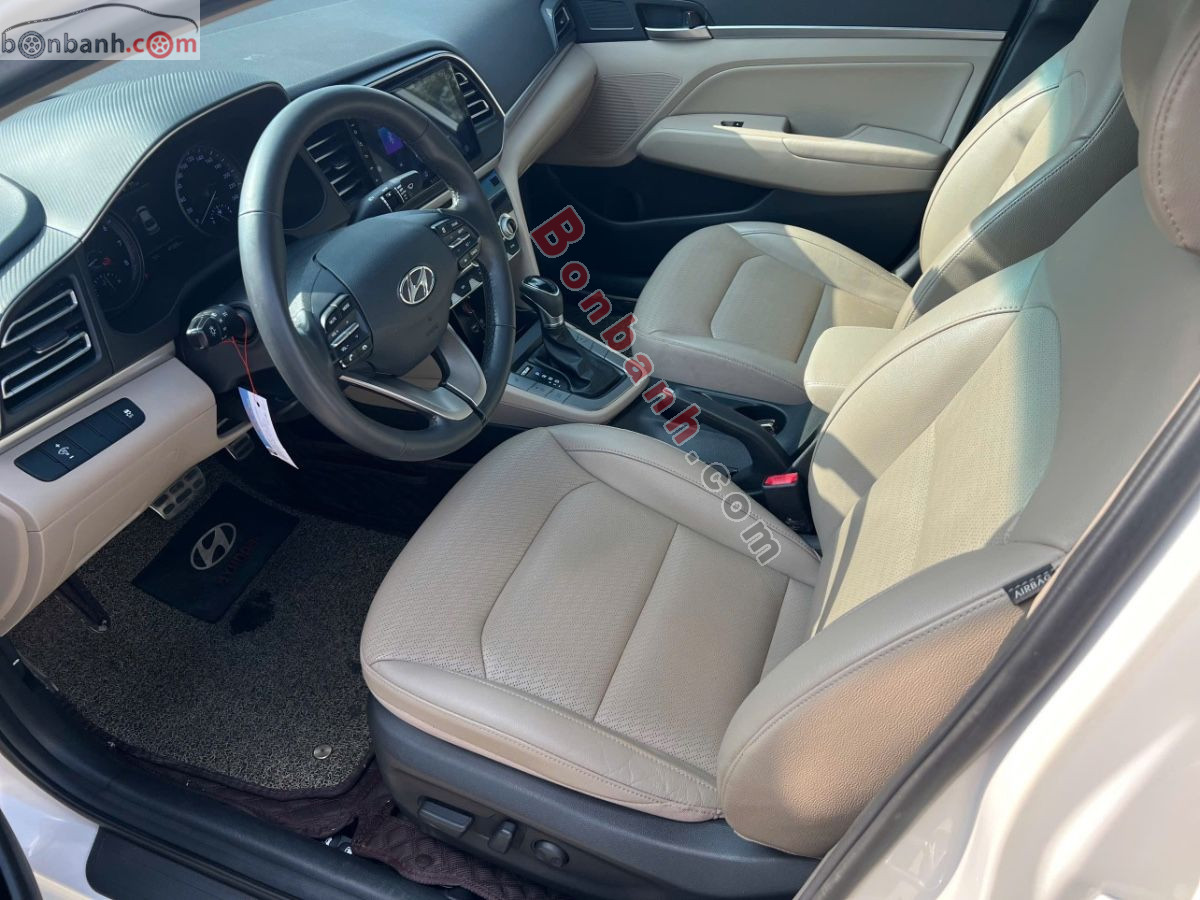 Bán ô tô Hyundai Elantra 2.0 AT - 2021 - xe cũ