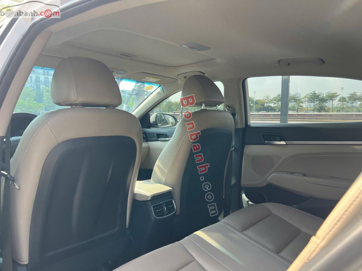 Bán ô tô Hyundai Elantra 2.0 AT - 2021 - xe cũ