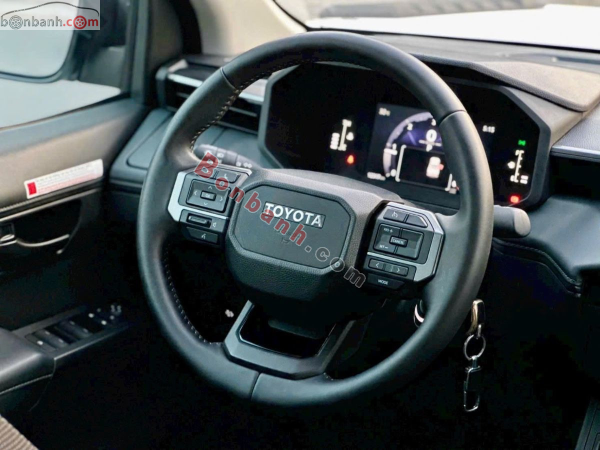 Bán ô tô Toyota Hilux Pro 2.8L 4x2 AT - 2026 - xe cũ