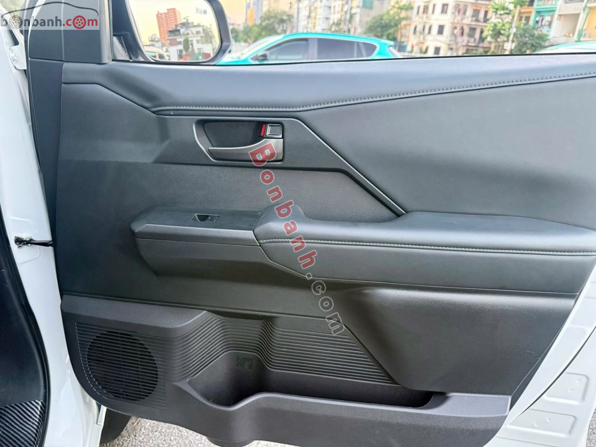 Bán ô tô Toyota Hilux Pro 2.8L 4x2 AT - 2026 - xe cũ