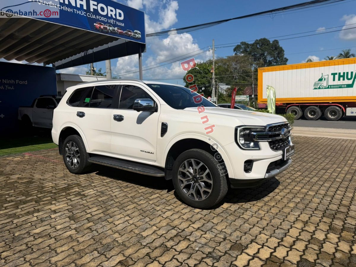 Bán ô tô Ford Everest Titanium 2.0L 4x2 AT - 2023 - xe cũ
