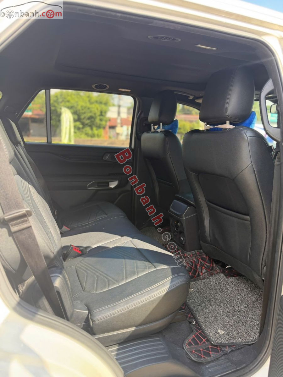 Bán ô tô Ford Everest Titanium 2.0L 4x2 AT - 2023 - xe cũ
