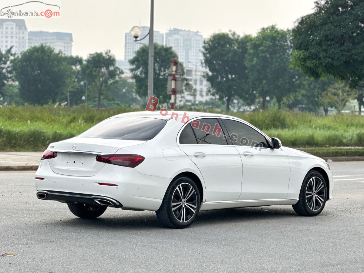Bán ô tô Mercedes Benz E class E180 - 2022 - xe cũ
