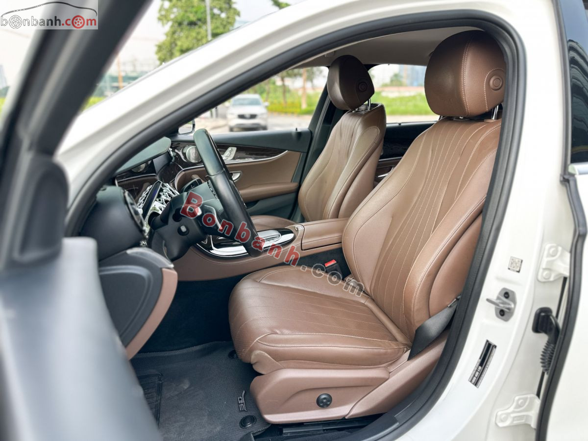 Bán ô tô Mercedes Benz E class E180 - 2022 - xe cũ