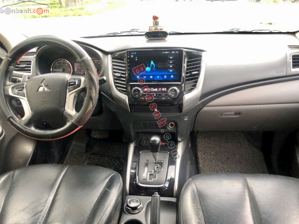 Bán ô tô Mitsubishi Triton 4x4 AT Mivec - 2017 - xe cũ