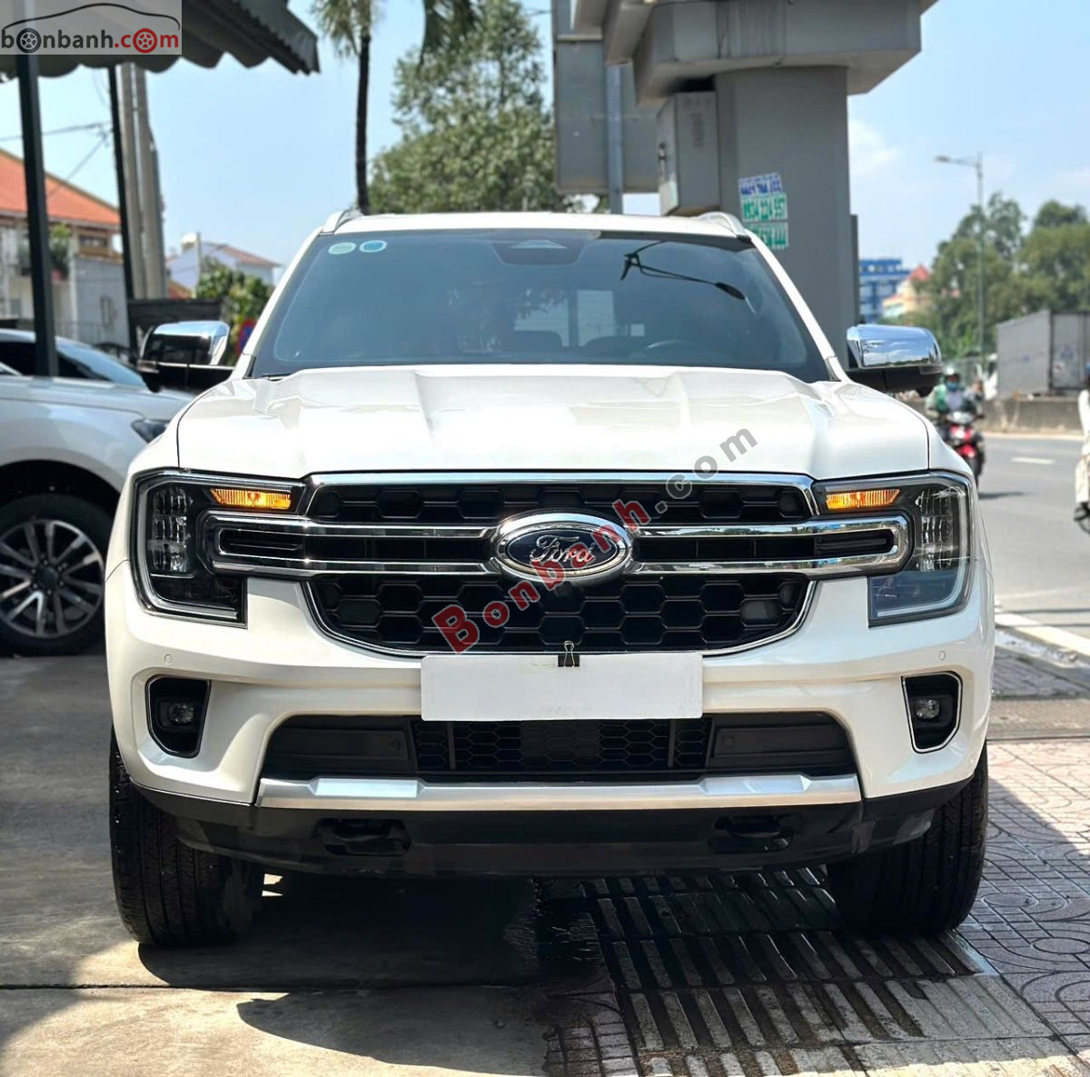 Bán ô tô Ford Everest Titanium 2.0L 4x2 AT - 2024 - xe cũ
