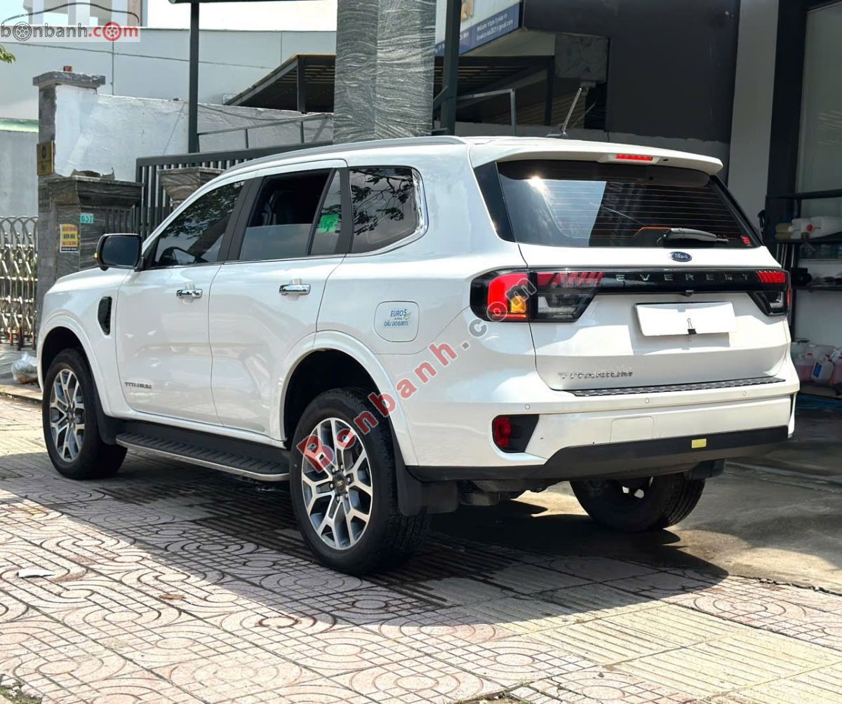 Bán ô tô Ford Everest Titanium 2.0L 4x2 AT - 2024 - xe cũ