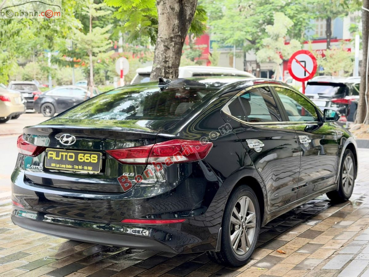 Bán ô tô Hyundai Elantra 1.6 AT - 2019 - xe cũ