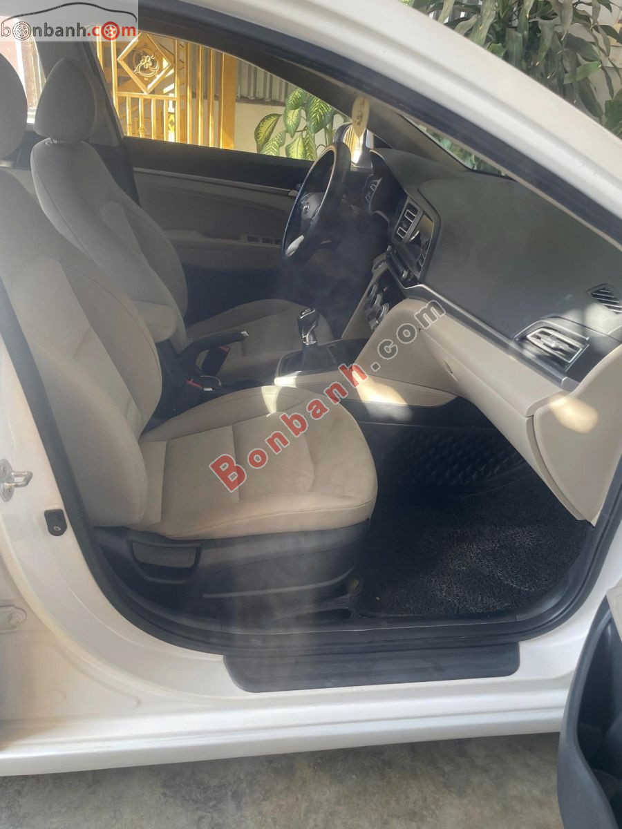 Bán ô tô Hyundai Elantra 1.6 MT - 2020 - xe cũ