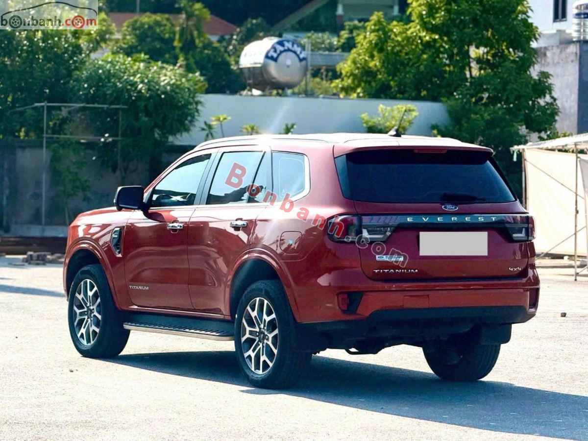 Bán ô tô Ford Everest Titanium Plus 2.0L 4x4 AT - 2022 - xe cũ