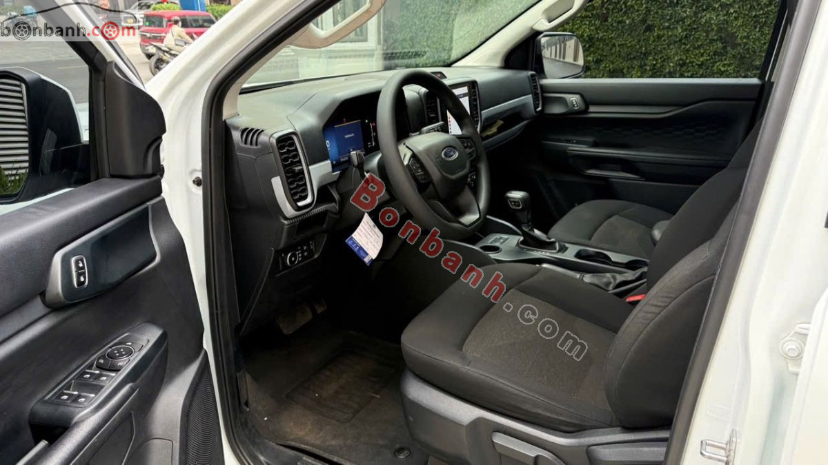 Bán ô tô Ford Ranger XLS 2.0L 4x2 AT - 2024 - xe cũ