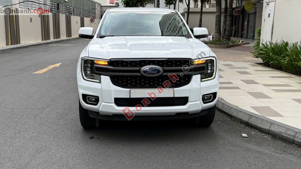 Bán ô tô Ford Ranger XLS 2.0L 4x2 AT - 2024 - xe cũ