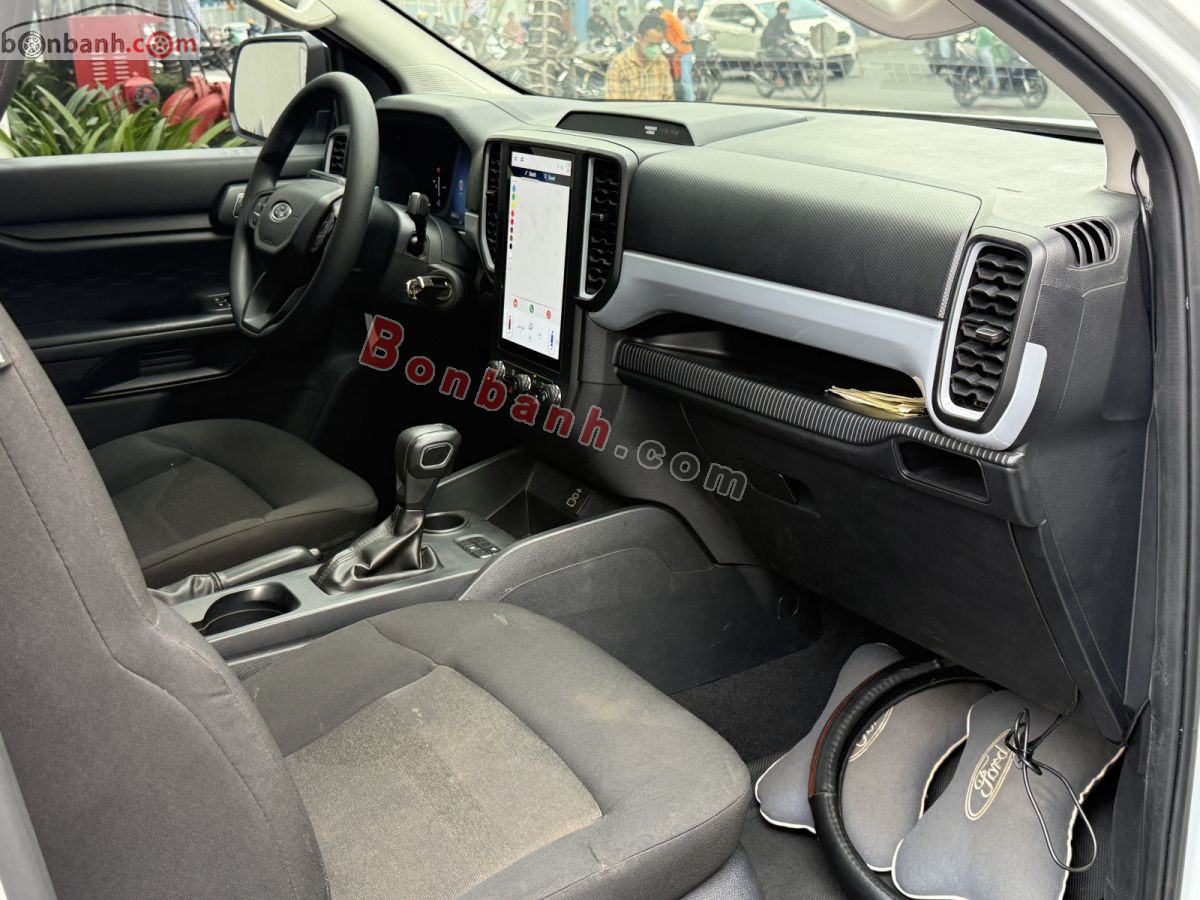 Bán ô tô Ford Ranger XLS 2.0L 4x2 AT - 2024 - xe cũ