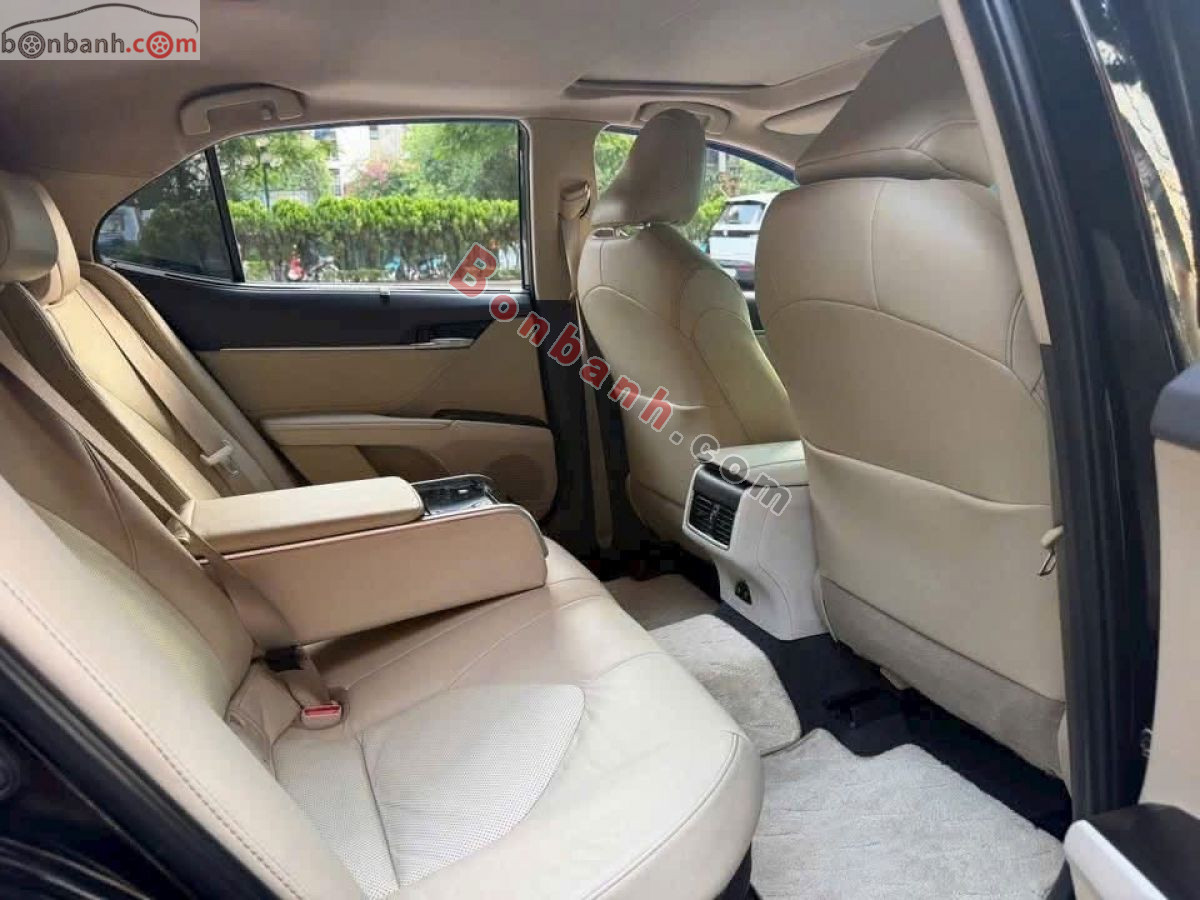 Bán ô tô Toyota Camry 2.5HV - 2021 - xe cũ