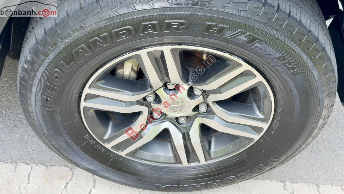 Bán ô tô Toyota Fortuner 2.4G 4x2 MT - 2017 - xe cũ