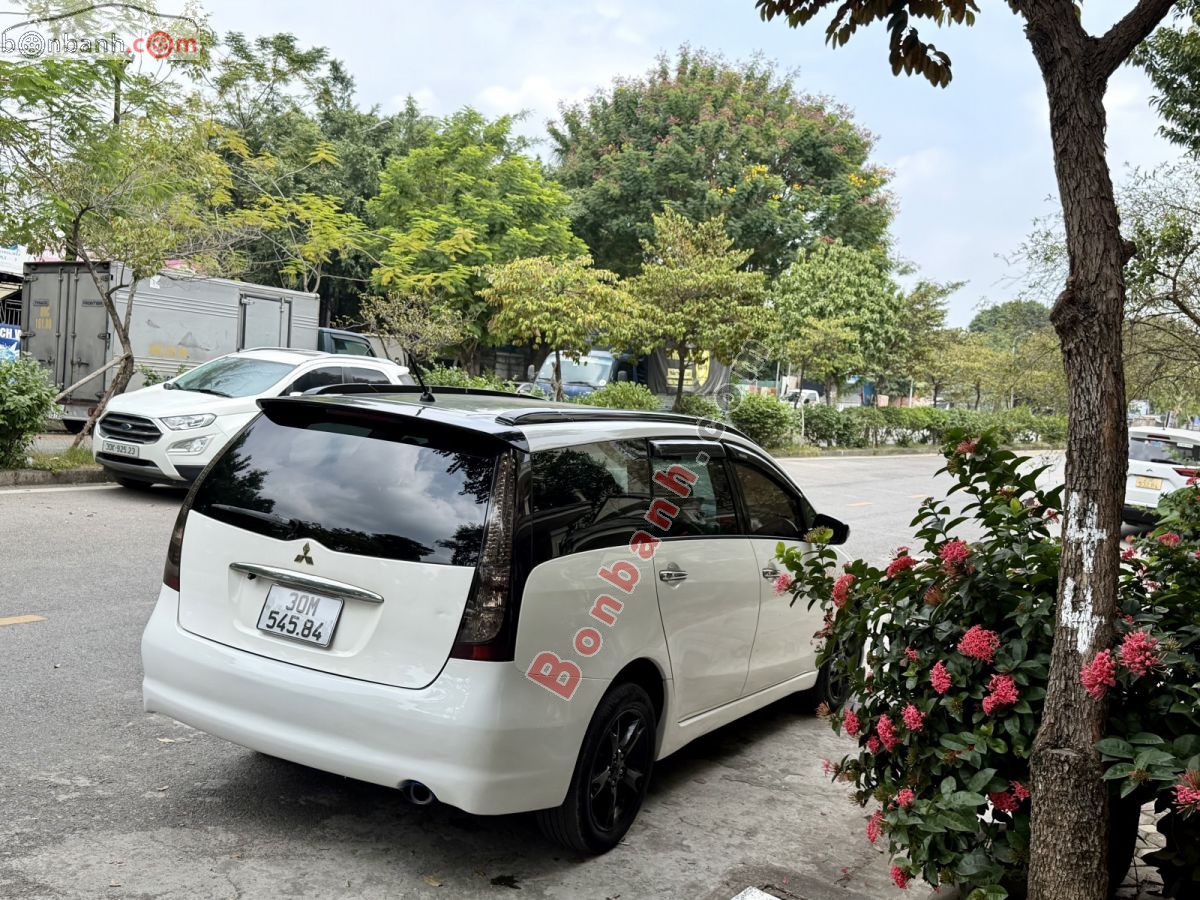 Bán ô tô Mitsubishi Grandis 2.4 AT - 2009 - xe cũ