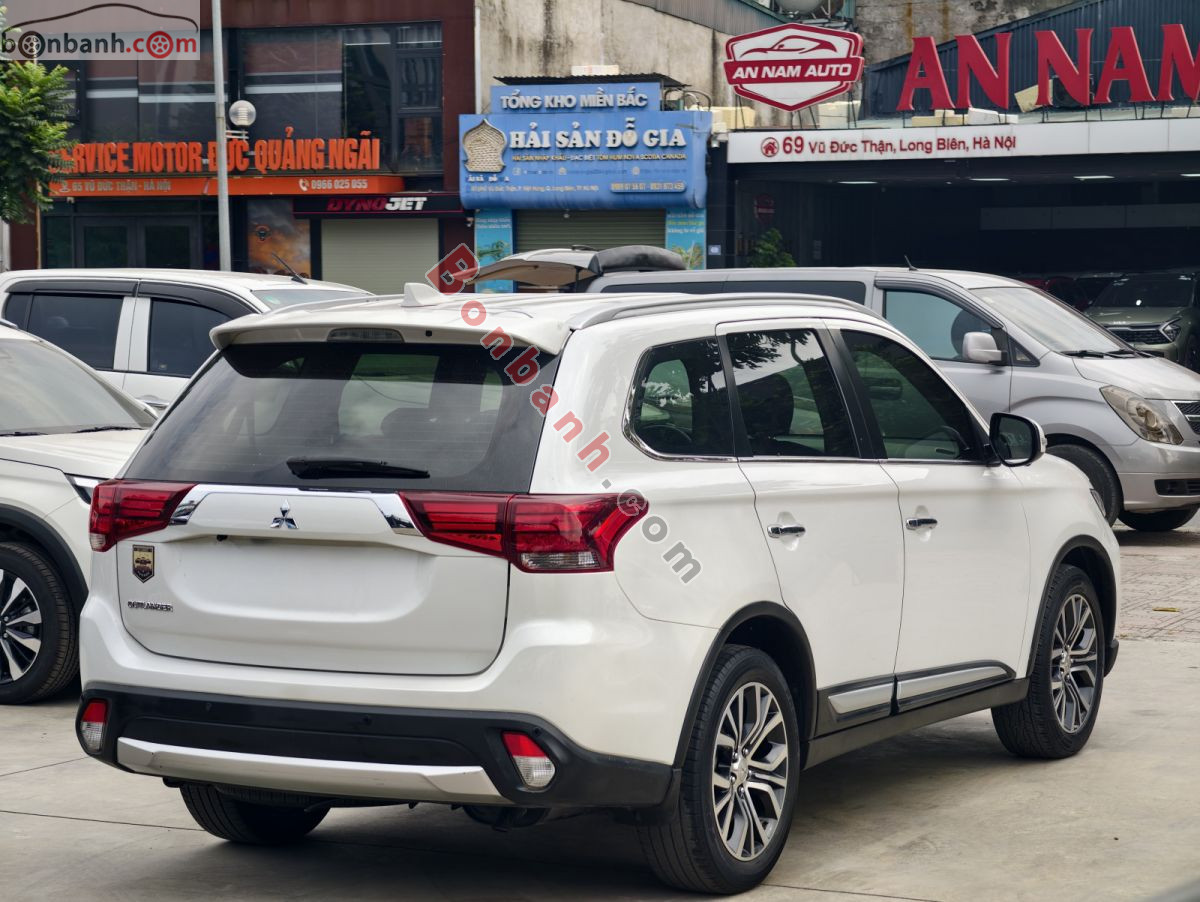 Bán ô tô Mitsubishi Outlander 2.0 CVT - 2019 - xe cũ