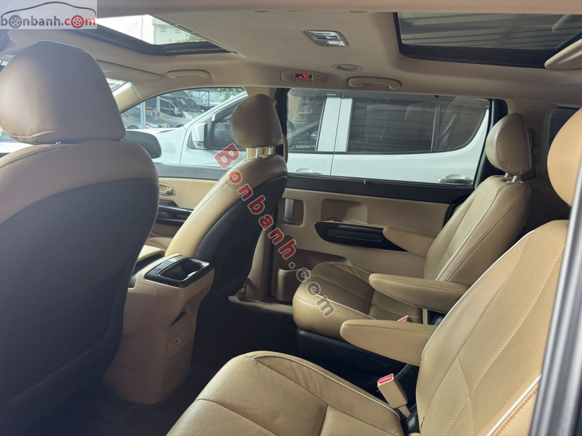 Bán ô tô Kia Sedona 2.2L DATH - 2017 - xe cũ