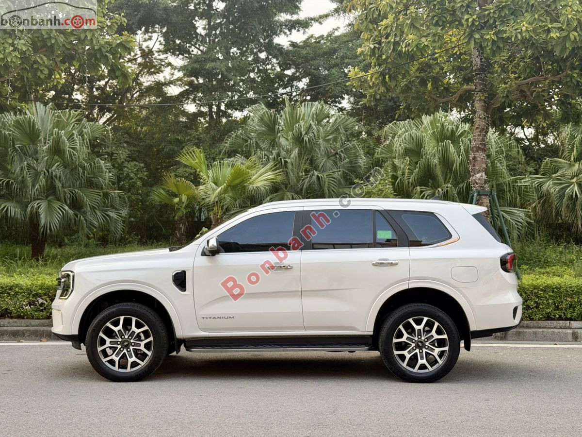Bán ô tô Ford Everest Titanium Plus 2.0L 4x4 AT - 2024 - xe cũ