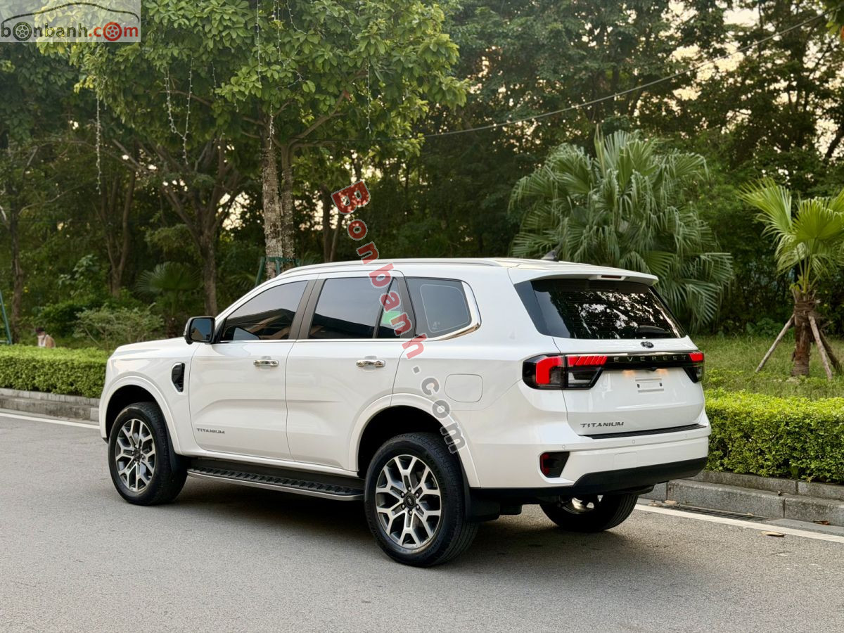 Bán ô tô Ford Everest Titanium Plus 2.0L 4x4 AT - 2024 - xe cũ