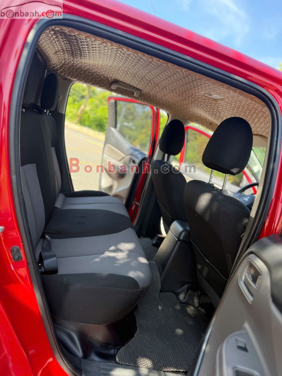 Bán ô tô Mitsubishi Triton 4x2 MT - 2017 - xe cũ