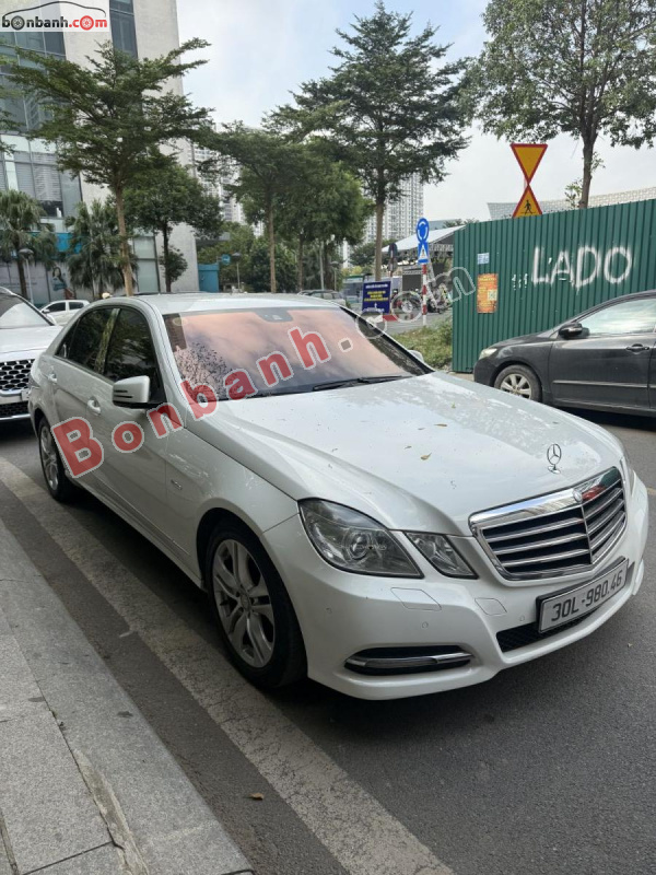 Bán ô tô Mercedes Benz E class E250 - 2011 - xe cũ