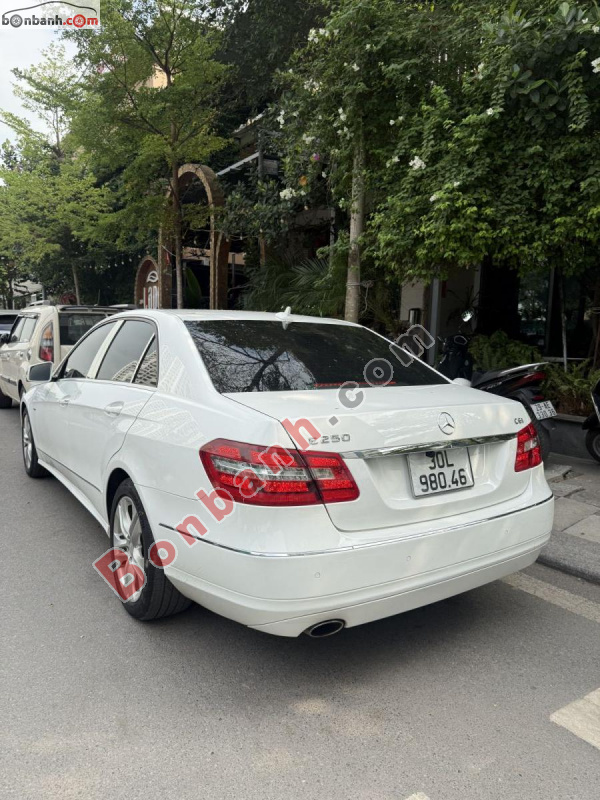 Bán ô tô Mercedes Benz E class E250 - 2011 - xe cũ
