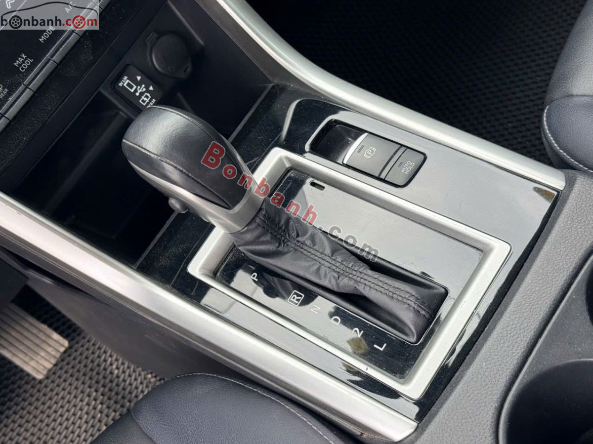 Bán ô tô Mitsubishi Xpander Cross 1.5 AT - 2023 - xe cũ